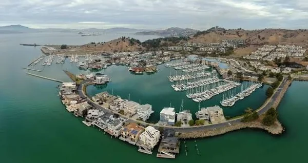 Street in Richmond, CA where Oakland Mobile Detailing provides mobile car detailing